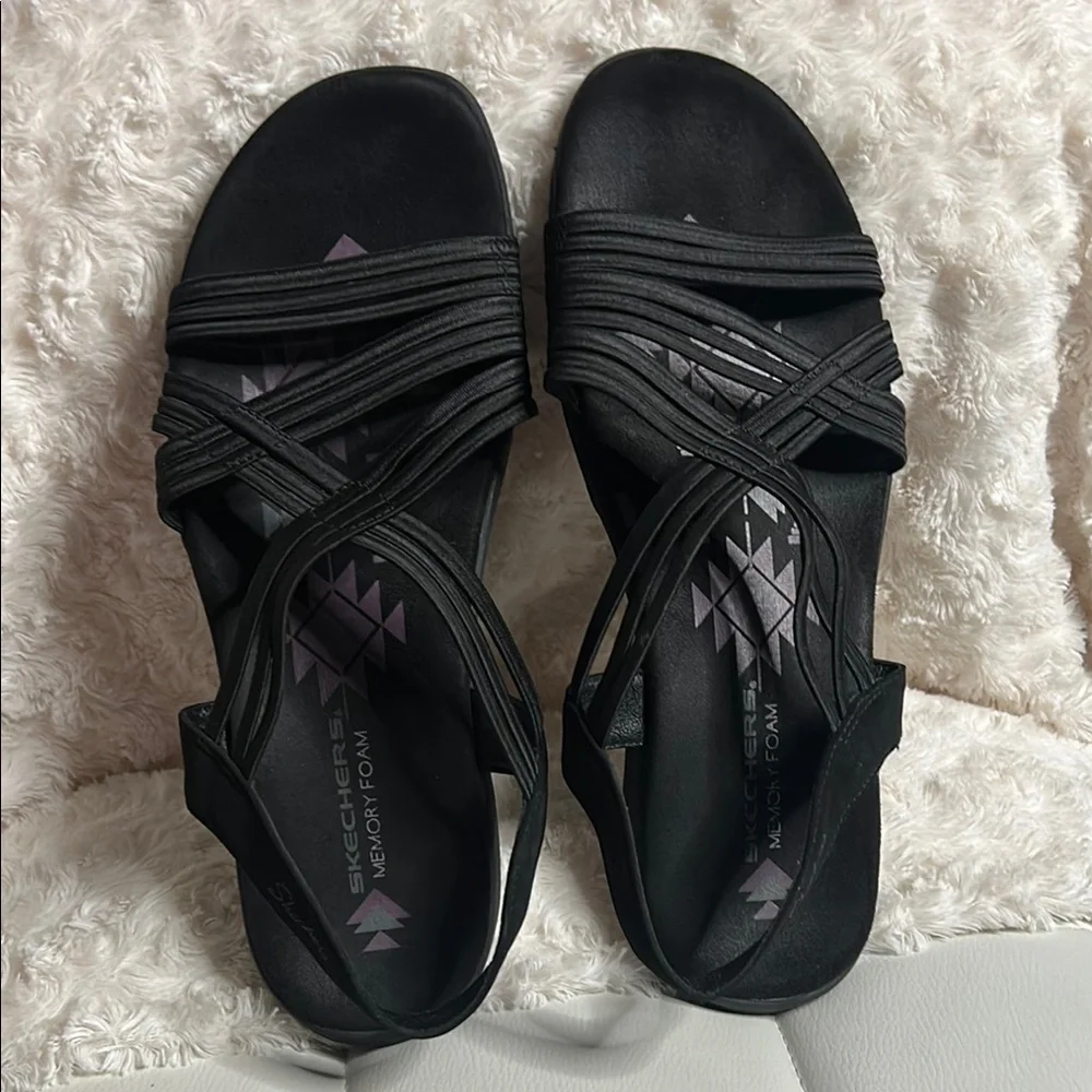Skechers Black Sandals with Ruched Straps ZIZE 11 - Picture 3 of 13